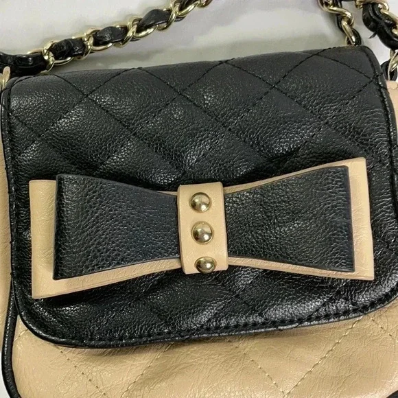 Aldo Black Cream Crossbody Purse - Picture 5 of 14